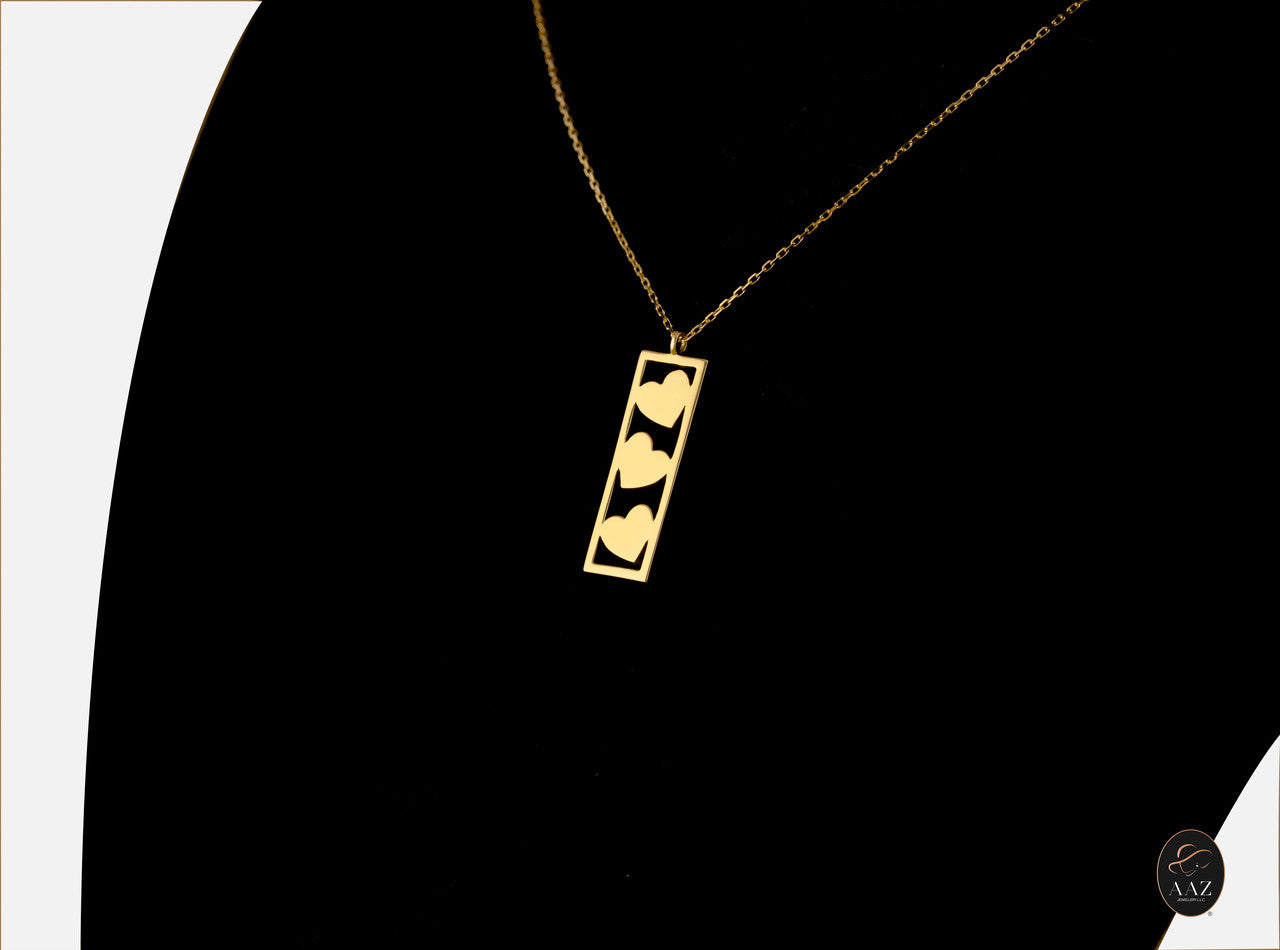 Three Hearts 18K Gold Pendant left angle