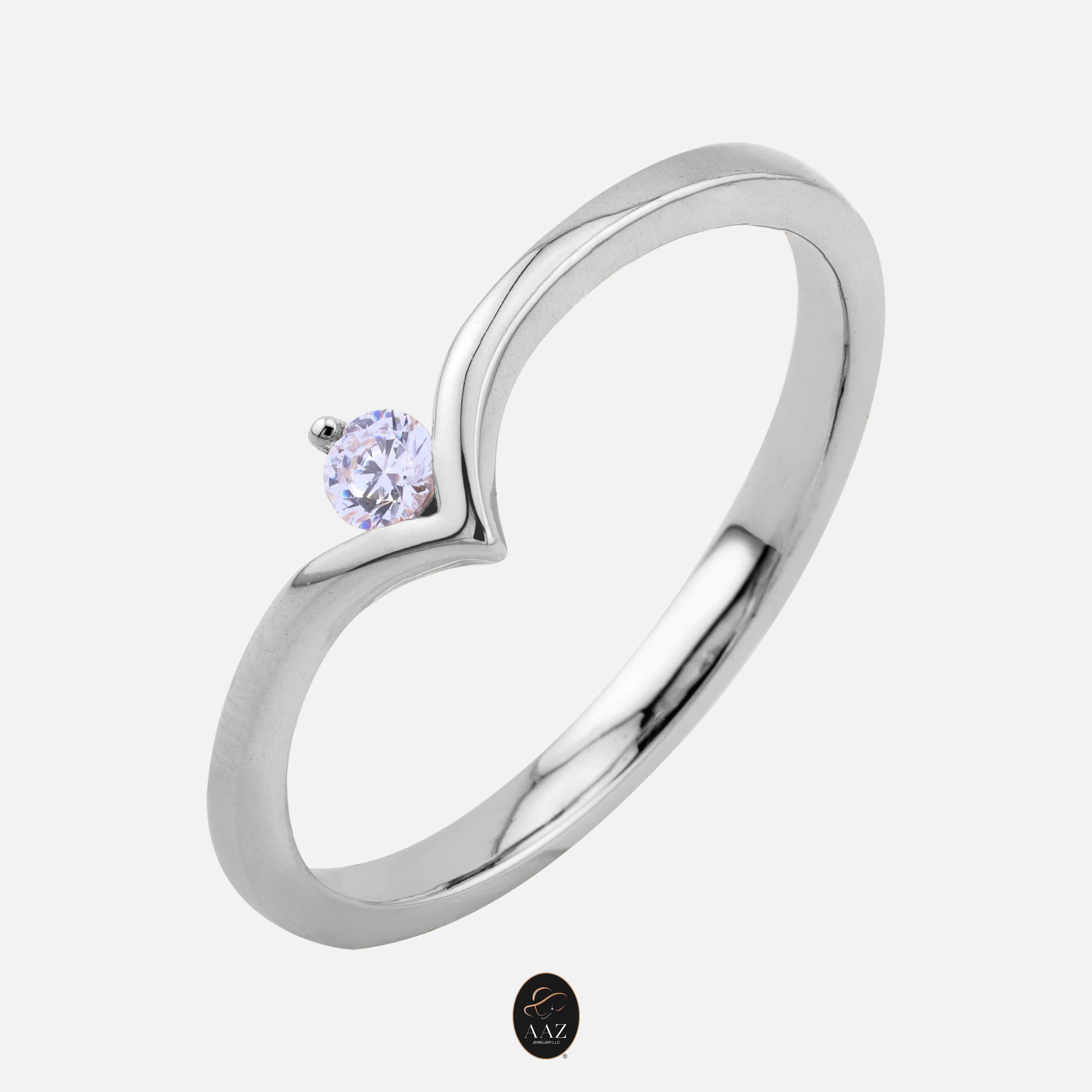 Classic Chevron 18k Gold Ring