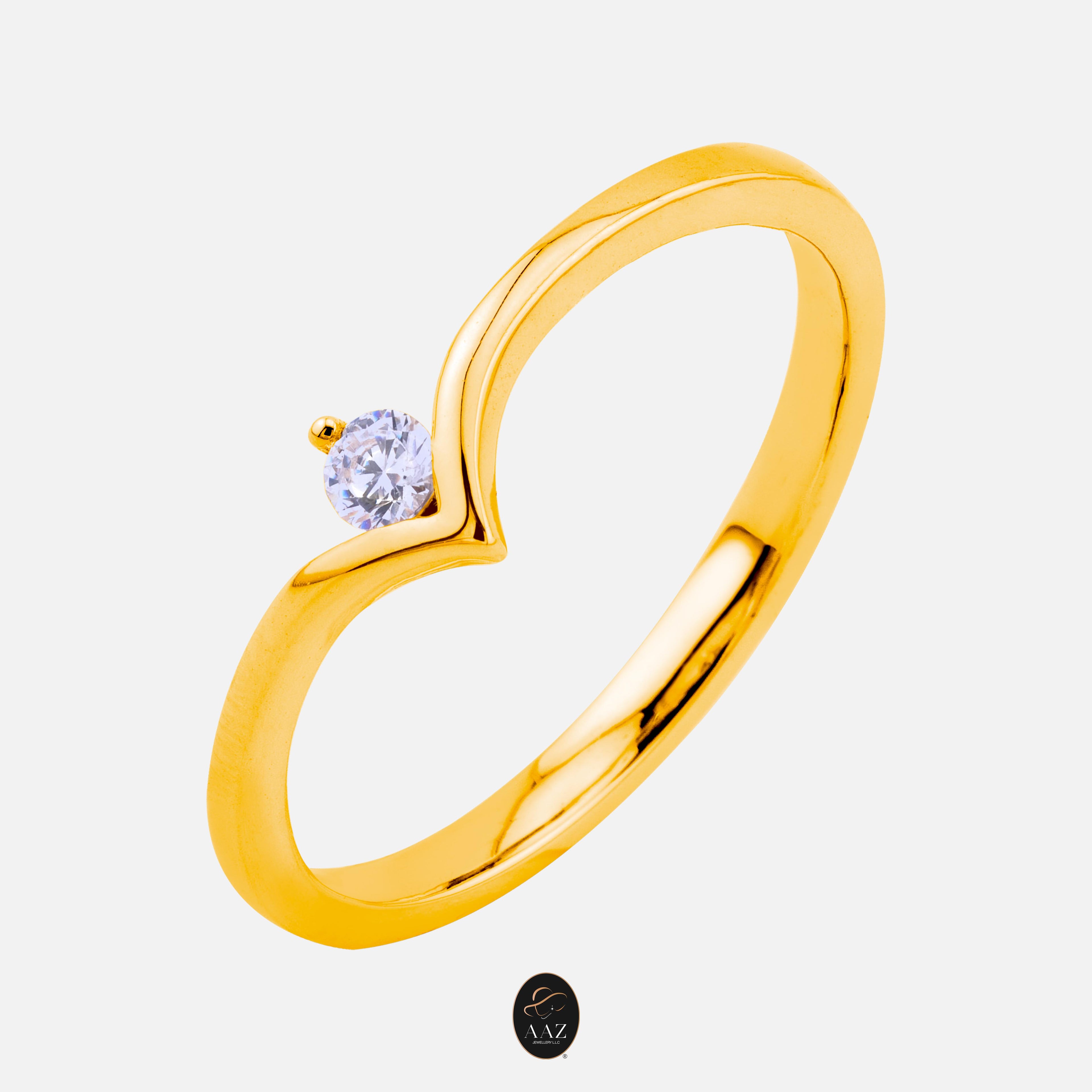 Classic Chevron 18k Gold Ring