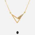 قلادة ترايجون من الذهب عيار 18 قيراطًا