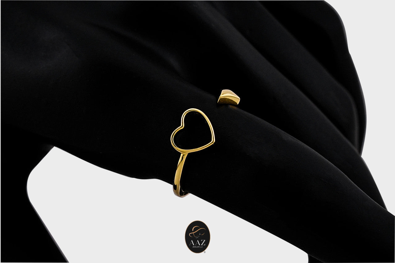 Heart arrow 18k gold ring