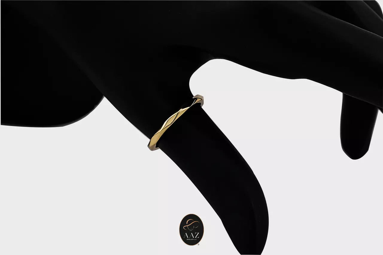 Facet 18K Gold Ring