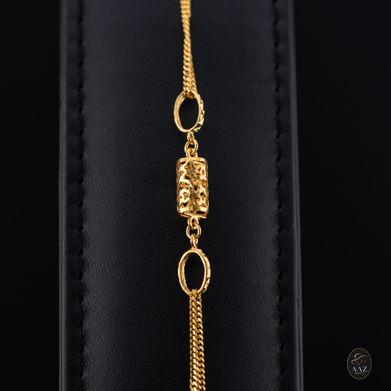cylindrical 22K Gold Bracelet middle angle