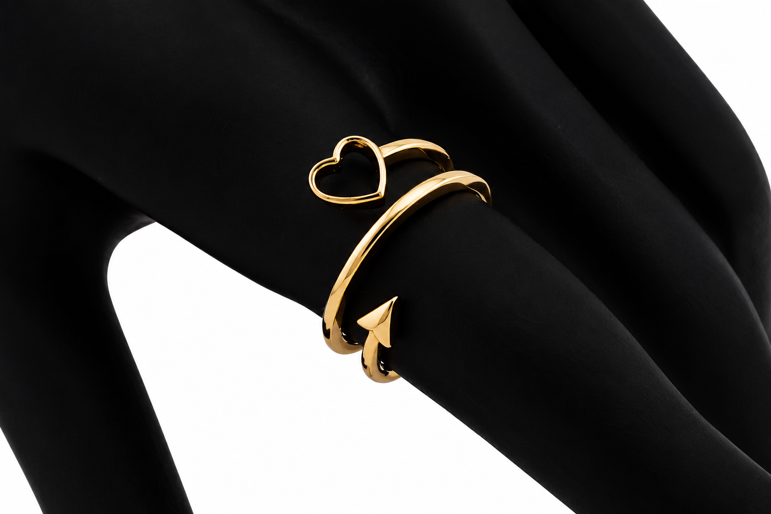 Swirl Heart & Arrow 18K Gold Ring