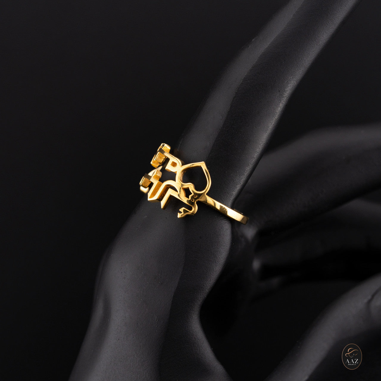 Hearts Custom Arabic Name 18K/22K Gold Ring