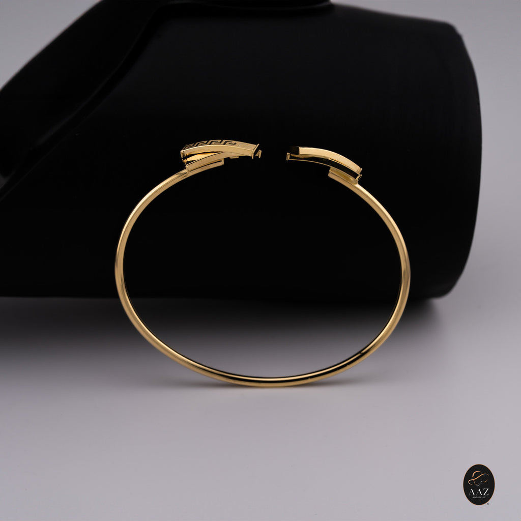 Greek Style 18K Gold Bangle