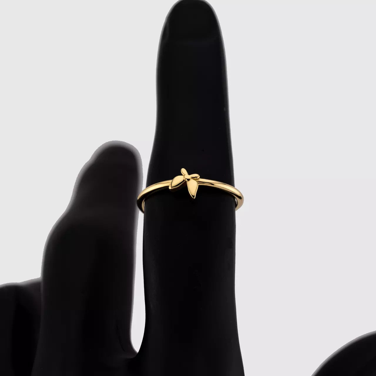 Elegant Butterfly 18K Gold Ring