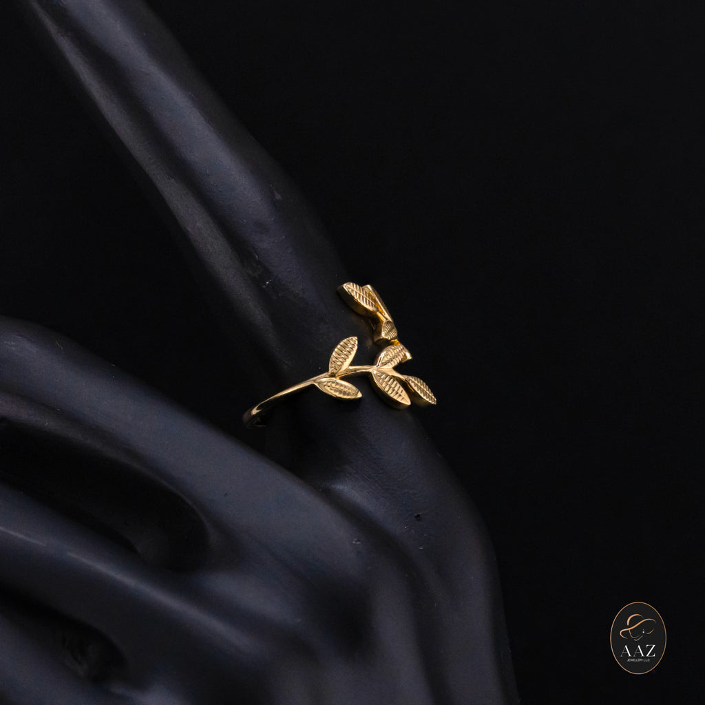 Twin Leaves 18k Gold Ring