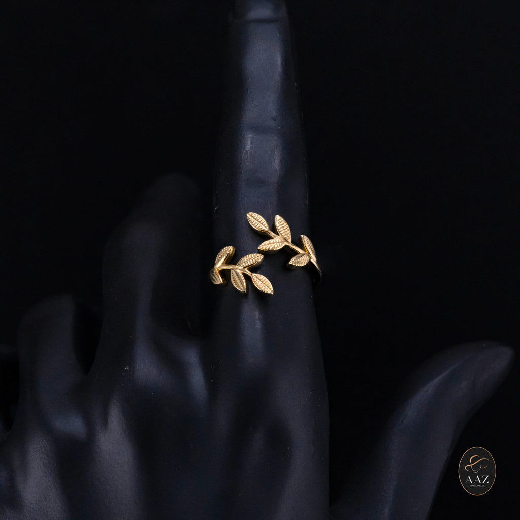 Twin Leaves 18k Gold Ring