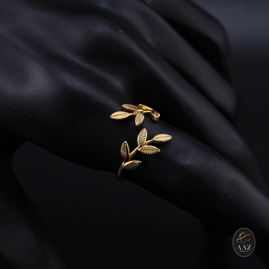 Twin Leaves 18k Gold Ring