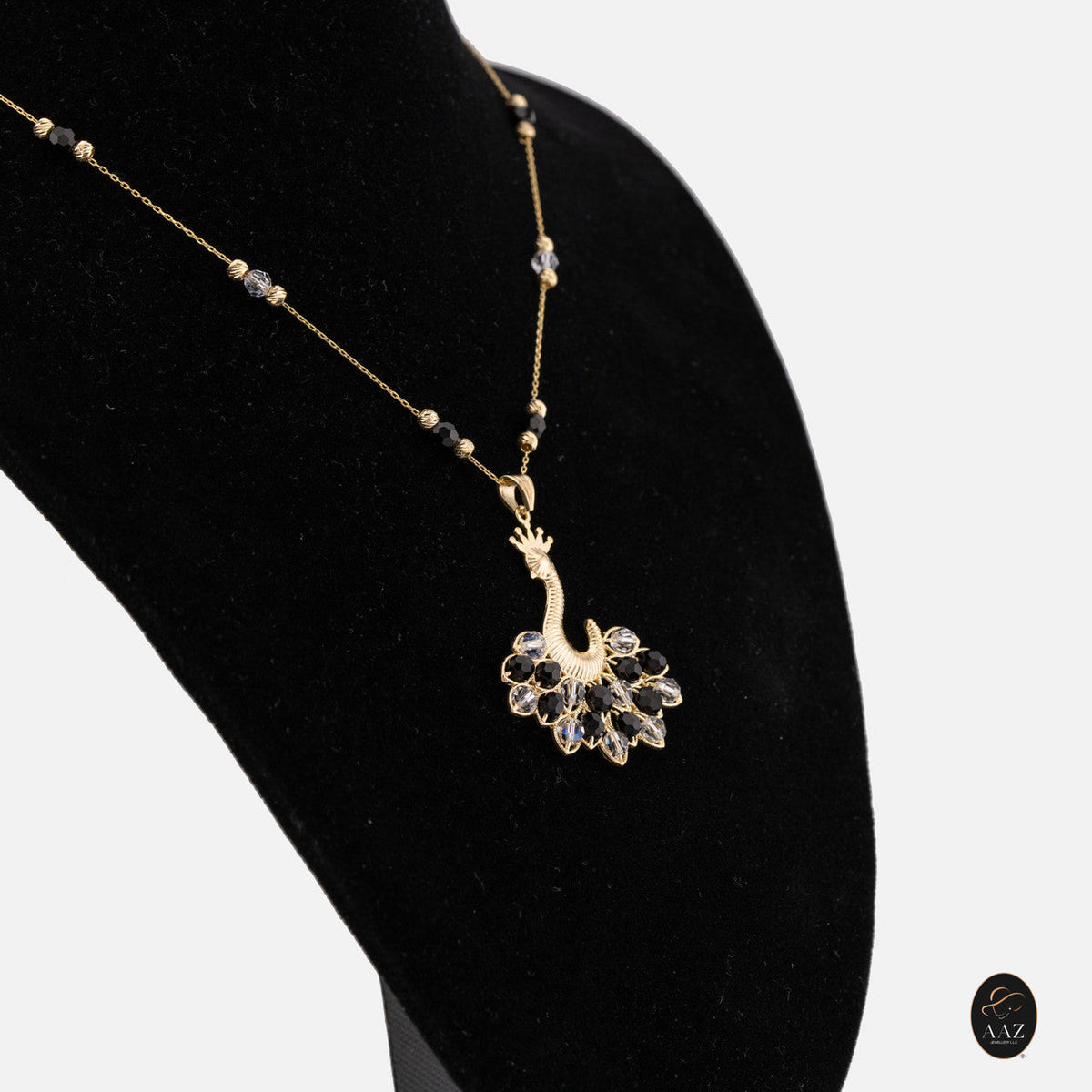 Queen Peacock necklace, Black/White, left angle