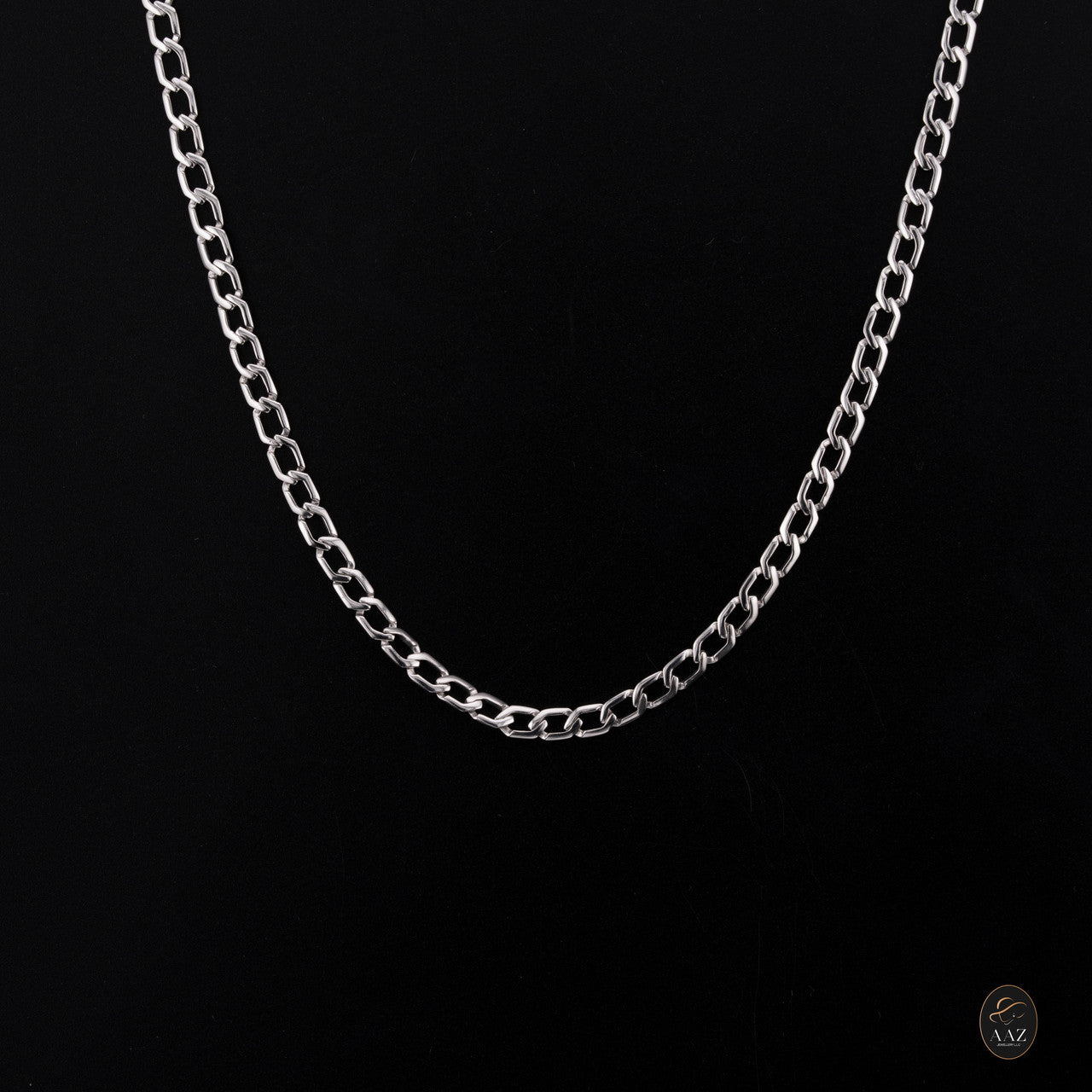 Platinum Necklace Mid Angle
