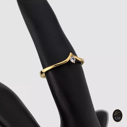 Classic Chevron 18k Gold Ring