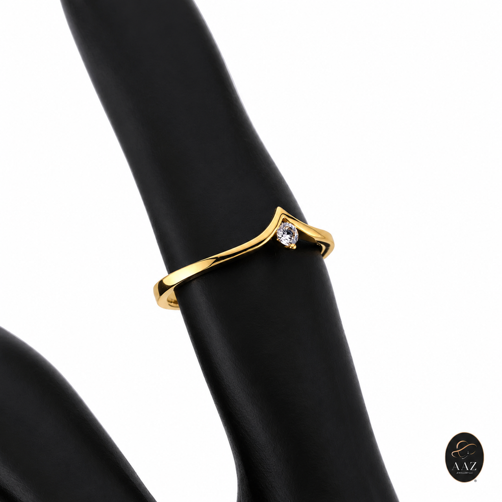Classic Chevron 18k Gold Ring