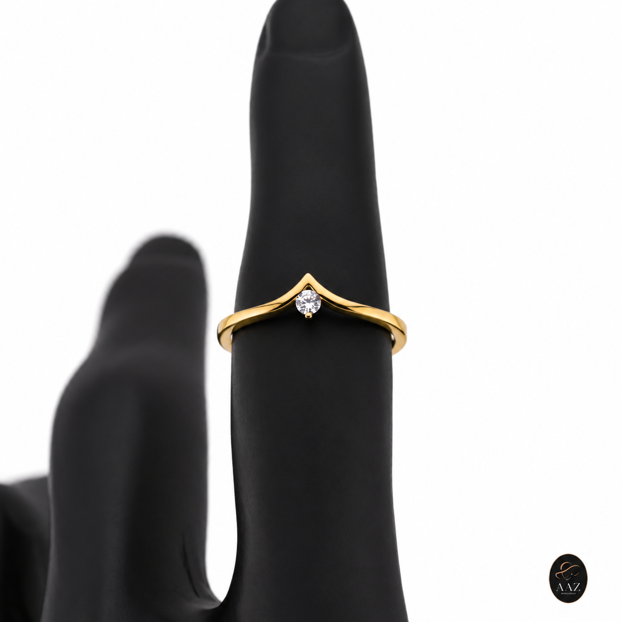 Classic Chevron 18k Gold Ring