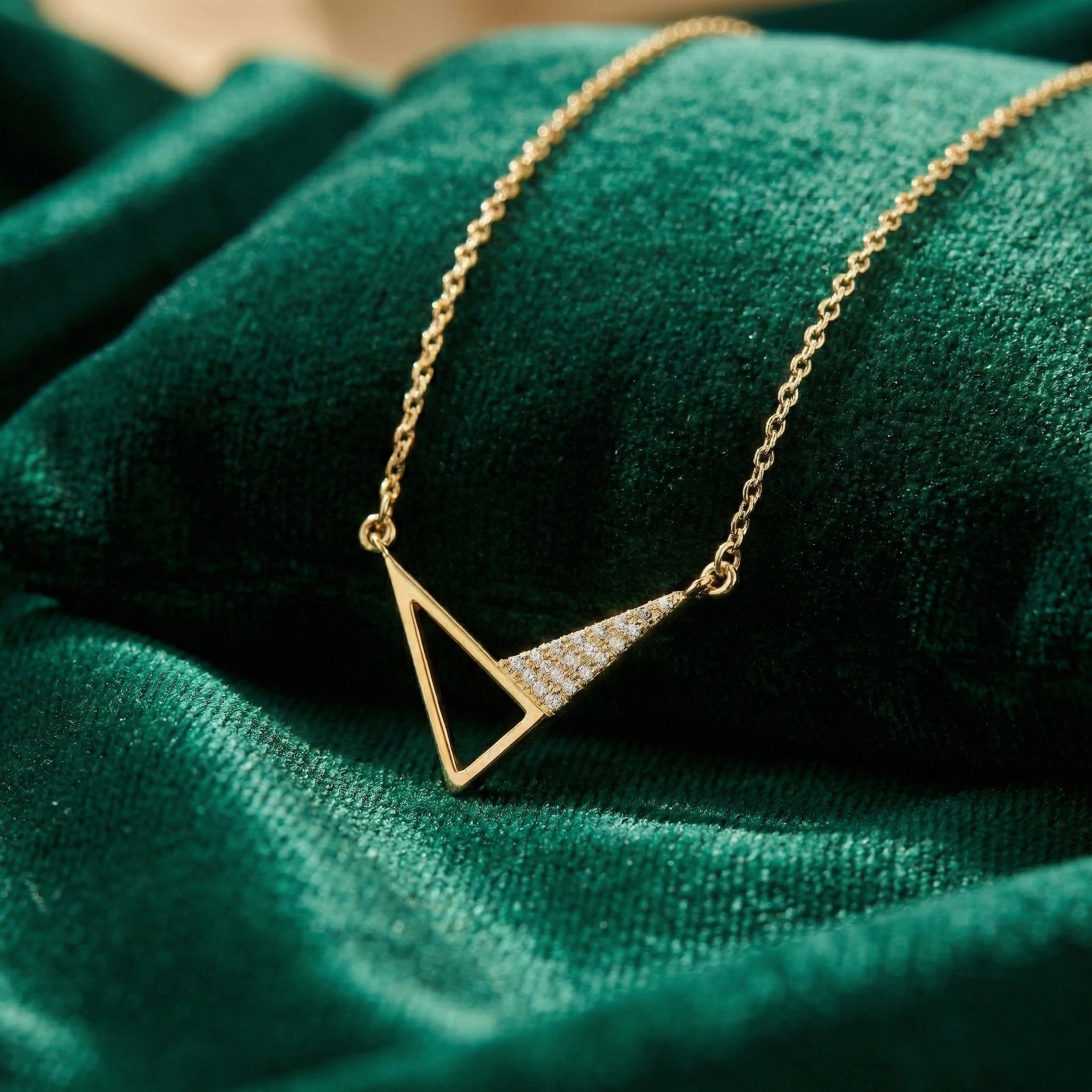 Trigon 18K Gold Necklace