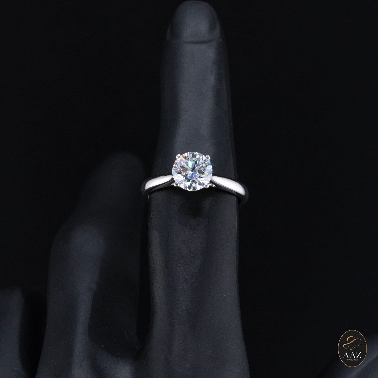 Round Brilliant Natural Diamond 18K Gold Ring