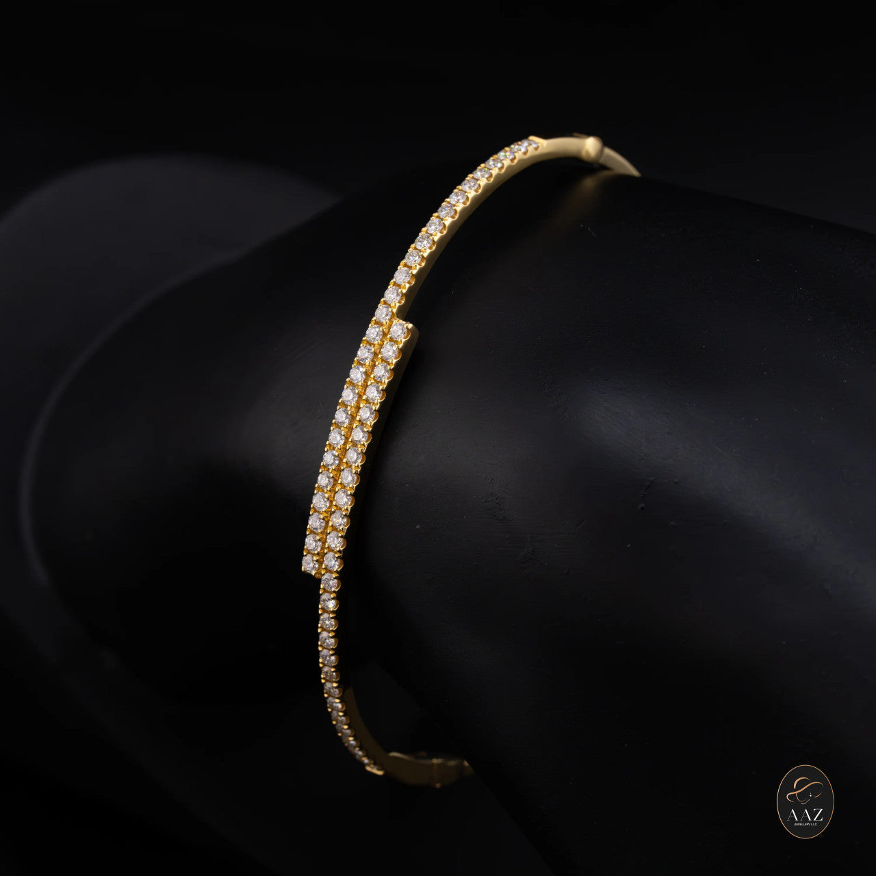 Fine Natural Diamond 18K Gold Bangle