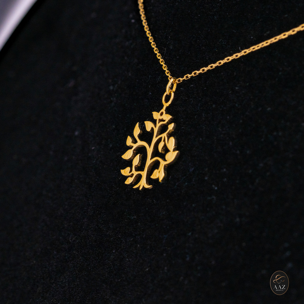 Tree 18K Gold Necklace left angle