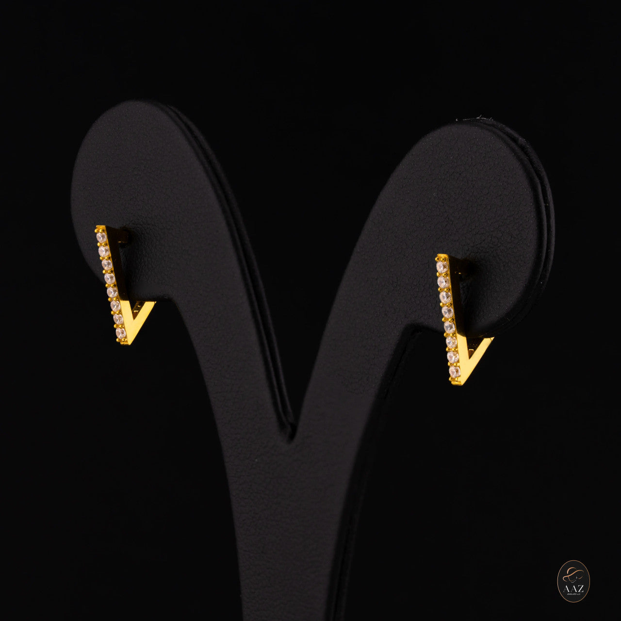 Shining Triangle 22K Gold Earrings